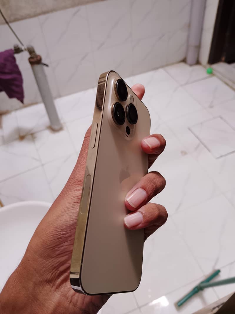 iphone 14pro 3