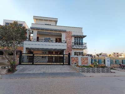 40x80 Near To Play Ground Plot For Sale On Ideal Location G-14/3 Islamabad