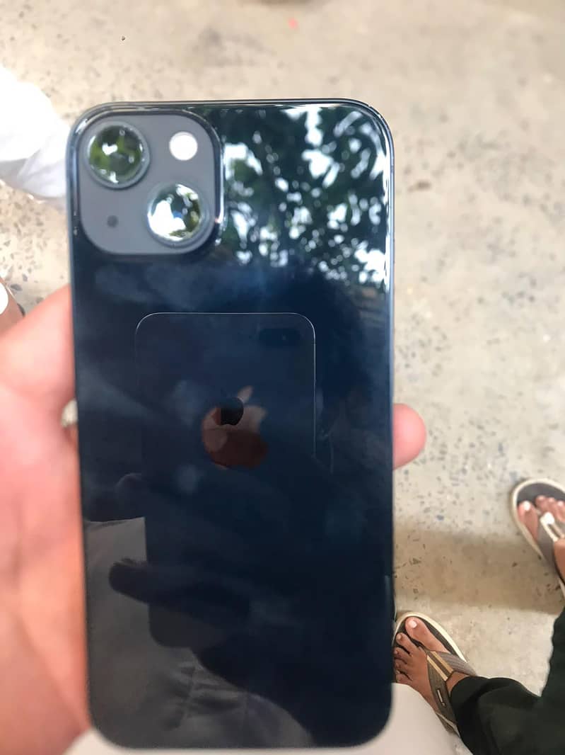 Apple iPhone 13 1