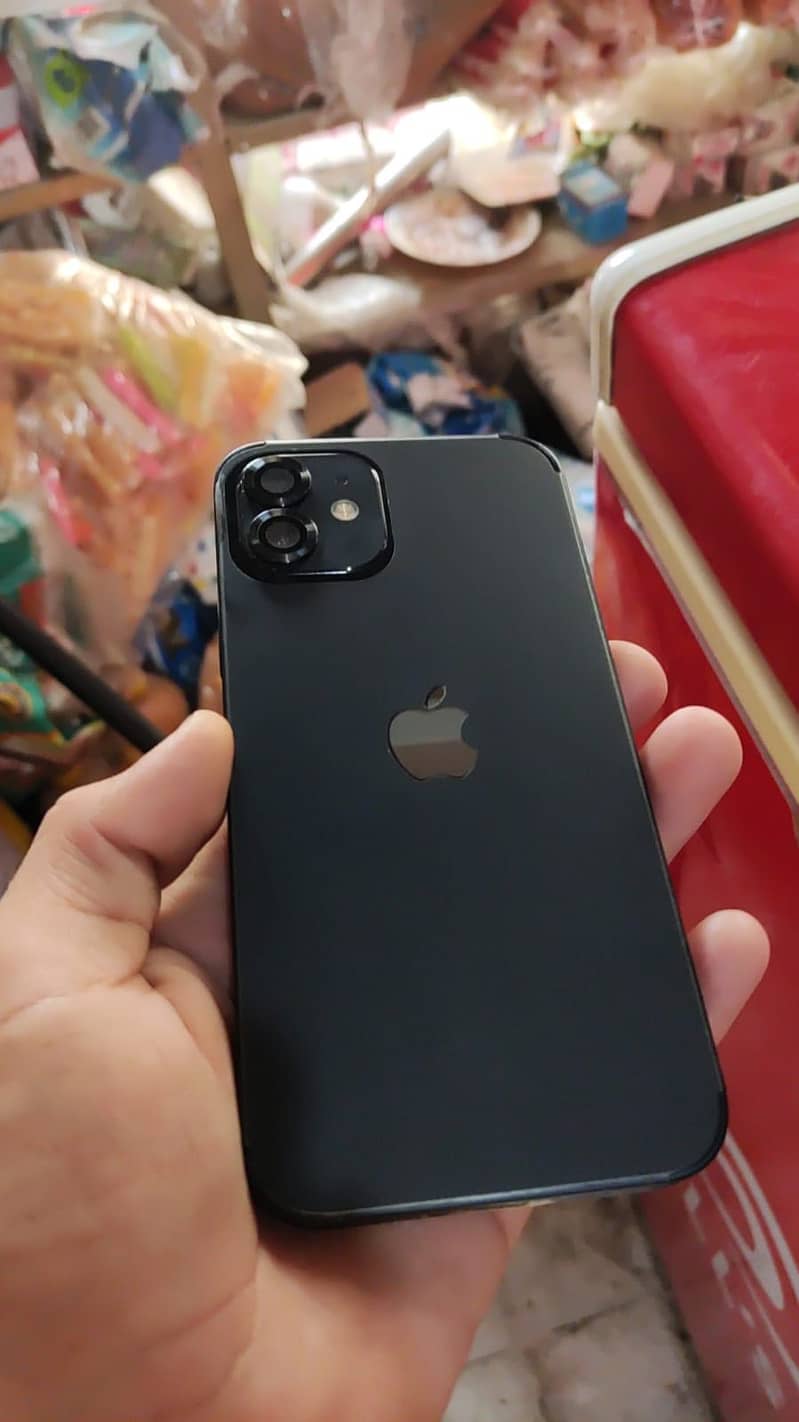 Apple iPhone 12 0