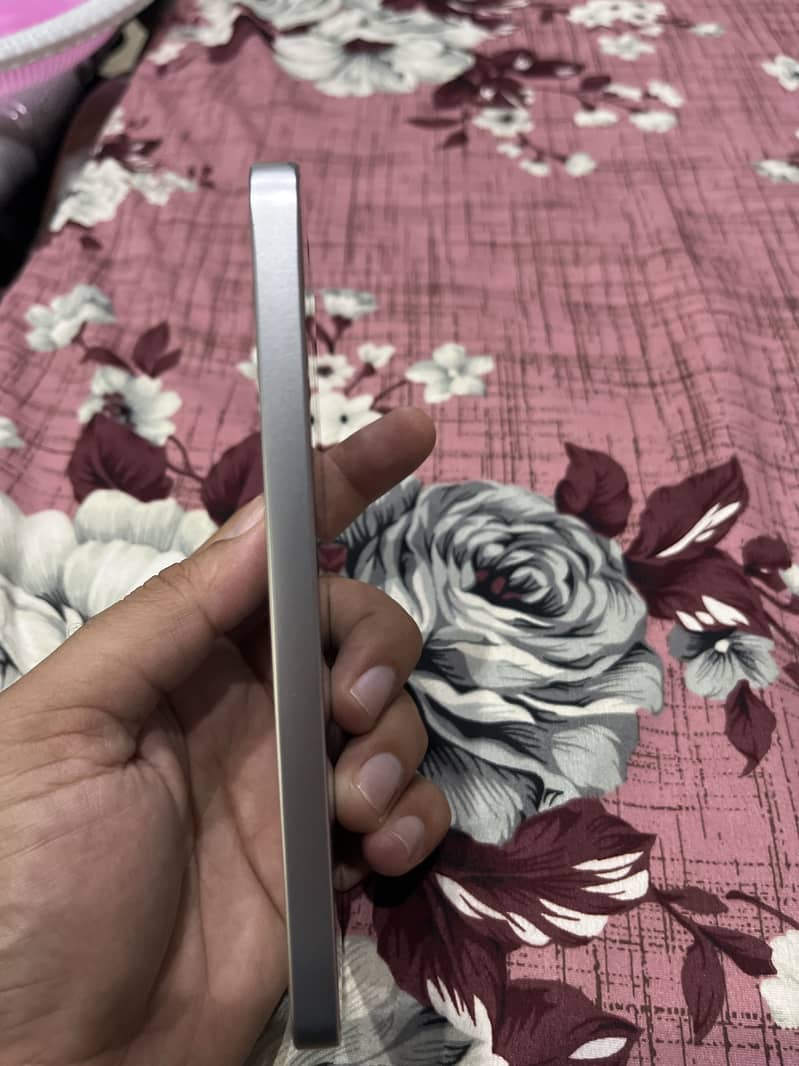 OPPO A6s 1
