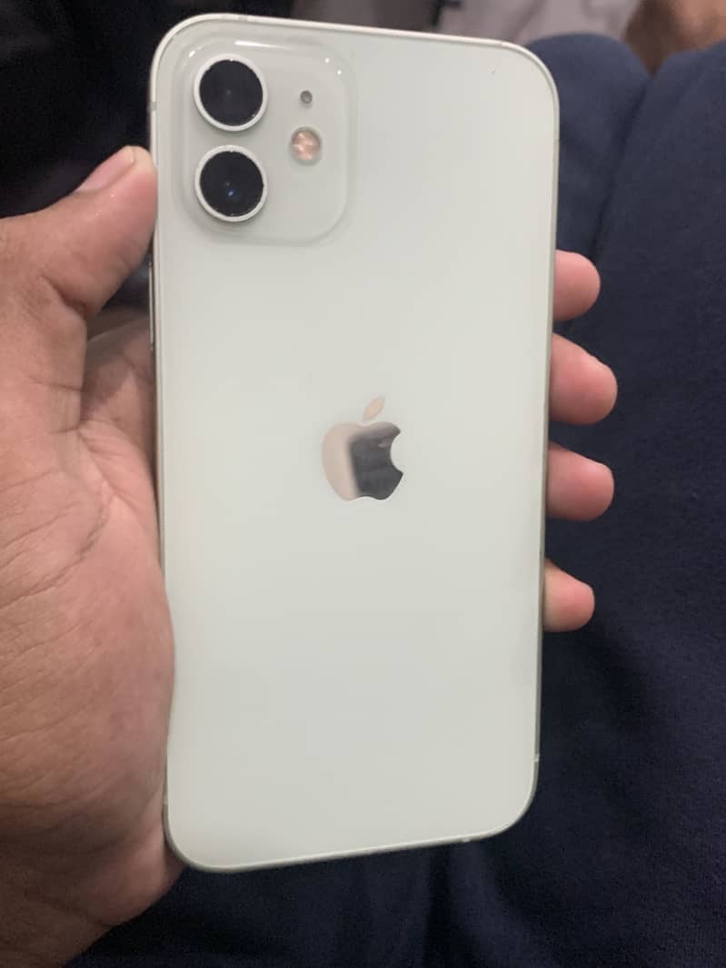 Apple iPhone 12 0