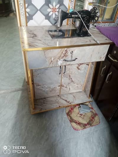 Cabinet table