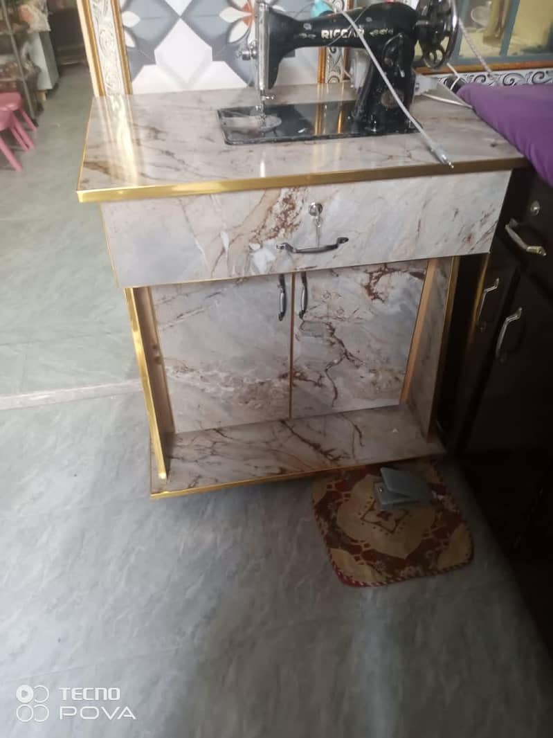 Cabinet table 1
