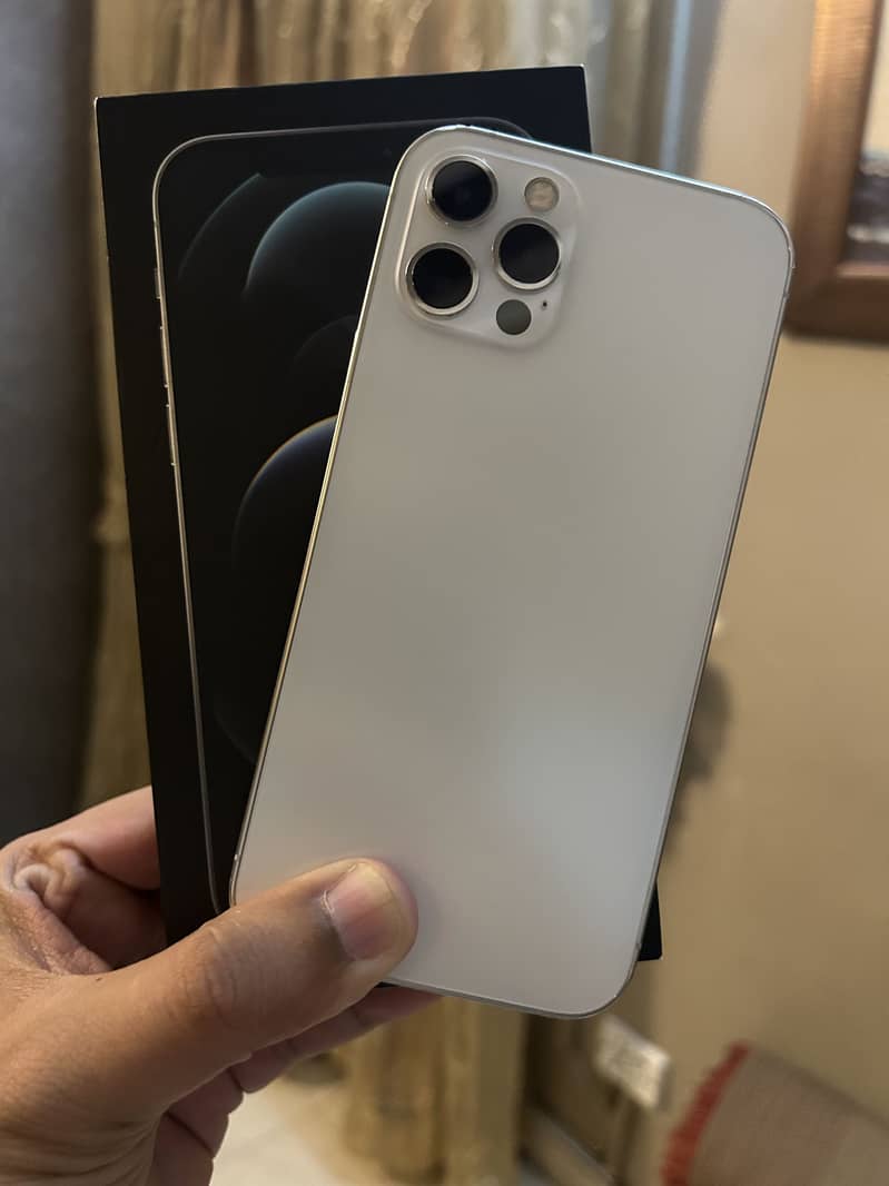 Apple iPhone 12 Pro 2