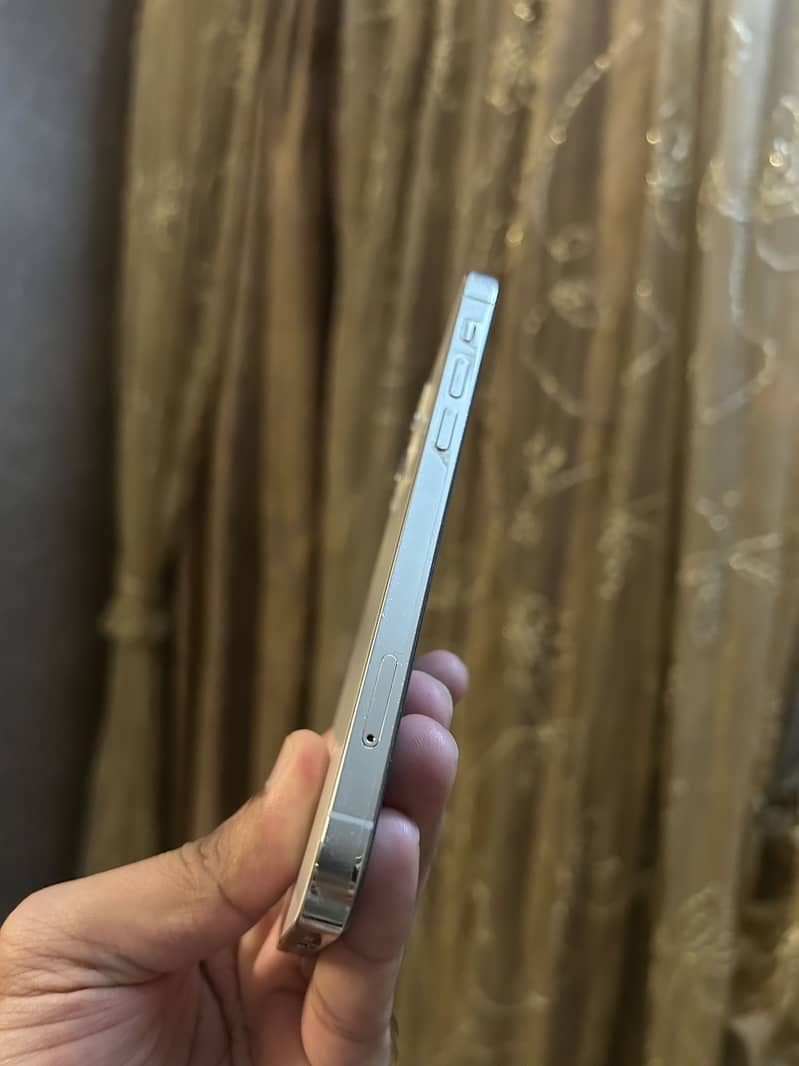 Apple iPhone 12 Pro 6