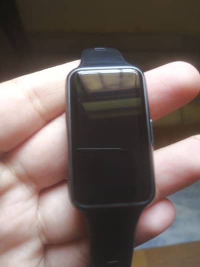 Huawei band 7 slightly used