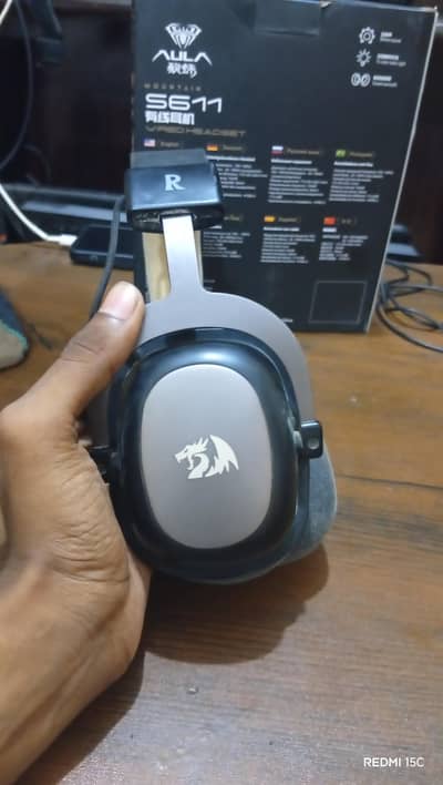 Red Dragon Zeus 2 Headphones with All accessories