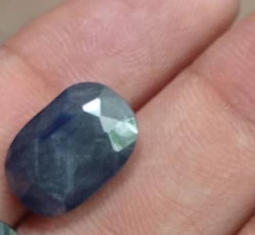 Blue sapphire. origin. srilankan