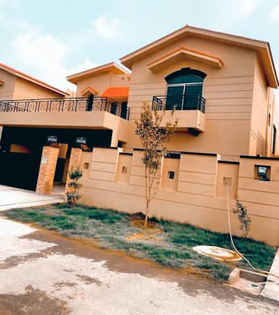 17 Marla Park Facing House For Rent in Askari 10 Sector F