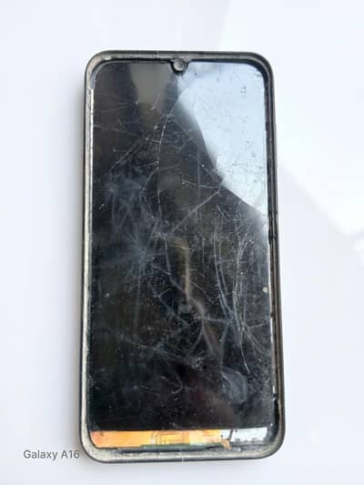 ​itel A26 (32GB + 2GB) Dual SIM - Panel Damaged