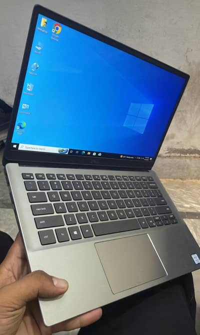 Laptop 8/256 dell latitude