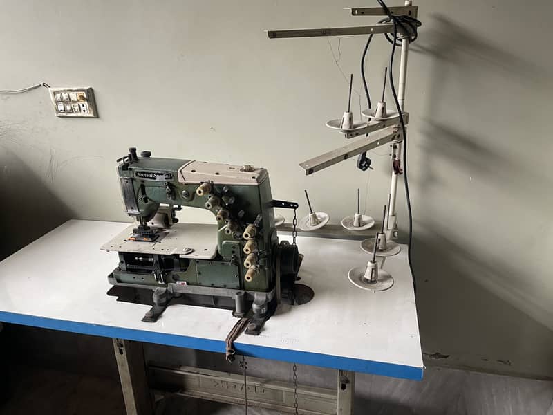 8 needle Sewing Machine 3