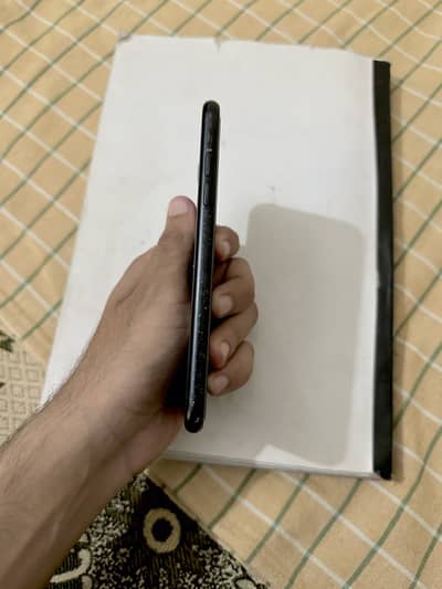 Apple iPhone XR