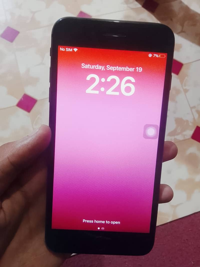 Apple iPhone 8 Plus 2