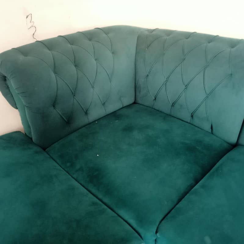 L shape sofa 0