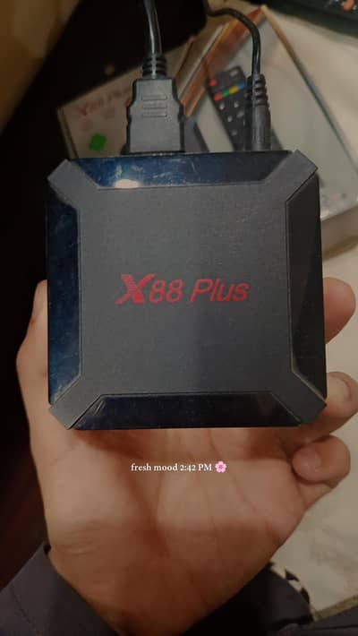 X88Q plus  android tv box 10/10 condition number 03324033100