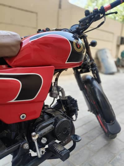 Honda 70D Cafe