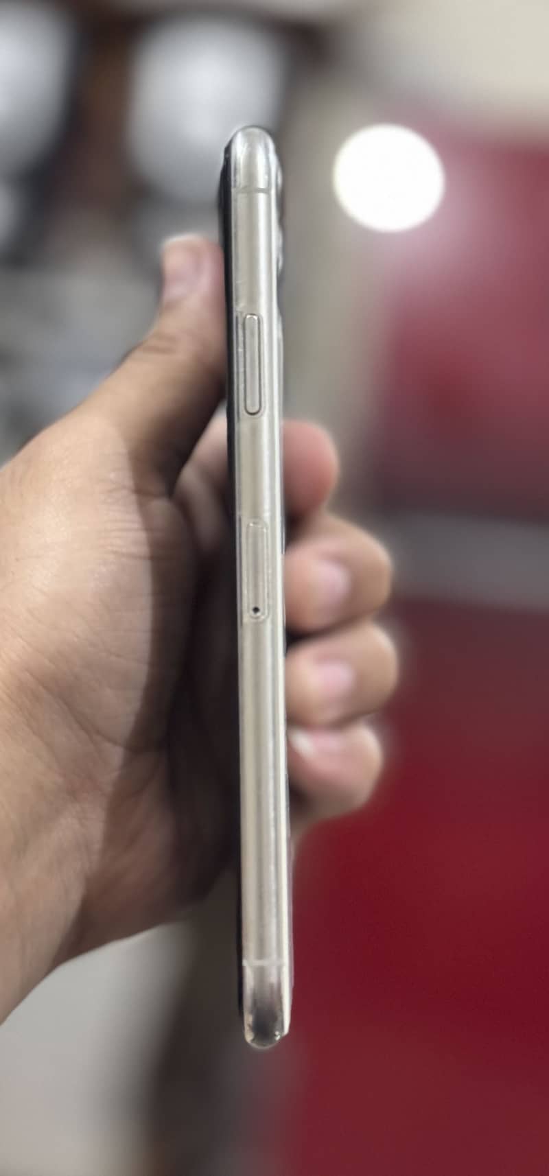 Apple iPhone 11 Pro Max 7