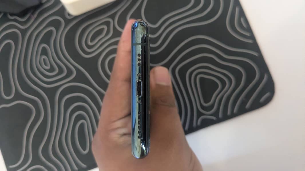 Apple iPhone 11 Pro 1