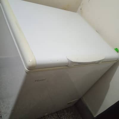 Haier Used Freezer in Excellent Condition – Reliable Cooling, Spacious