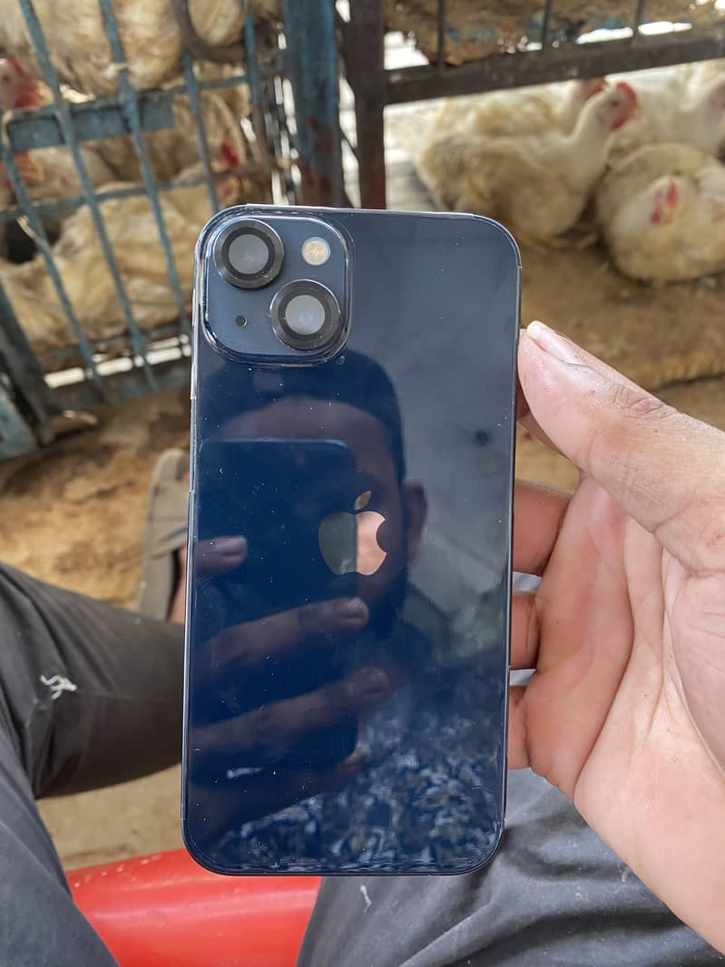 Apple iPhone 13 3