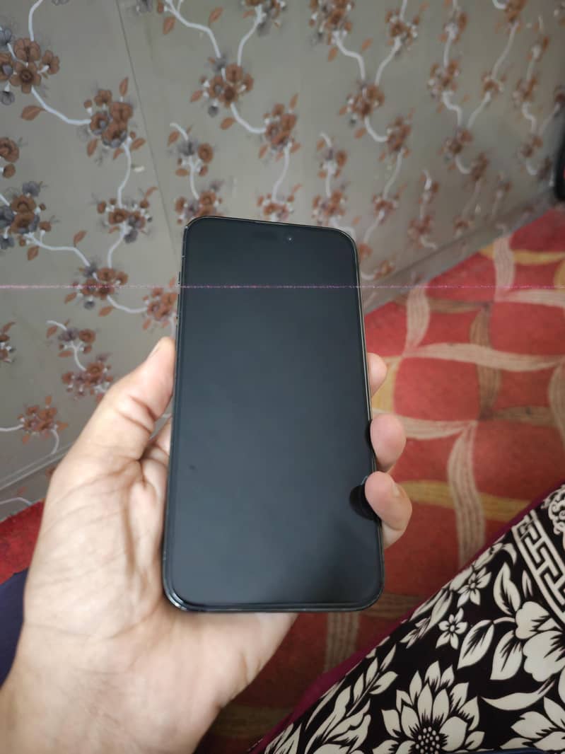 Apple iPhone 14 Pro Max 8