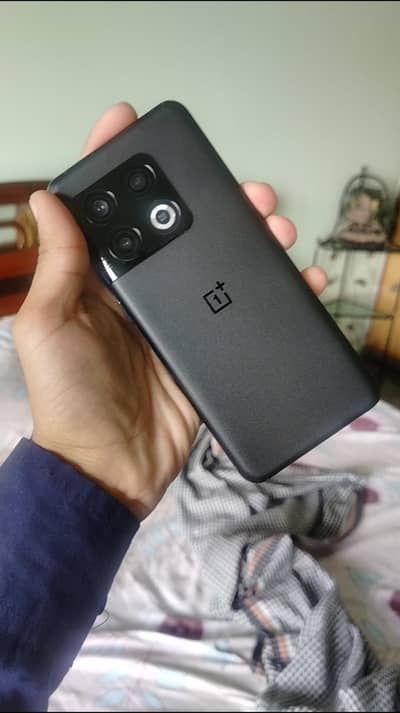 One Plus 10 Pro 10/10 ( 120 FPS PUBG)