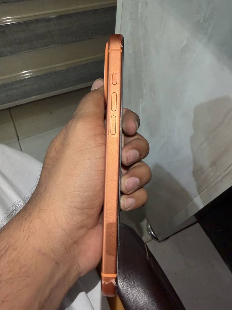Apple iPhone 17 Pro Max 5