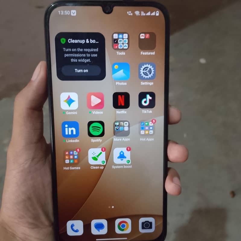 OPPO A6c 1