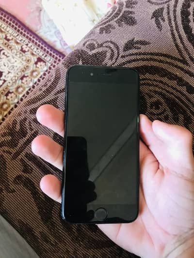Apple iPhone 7