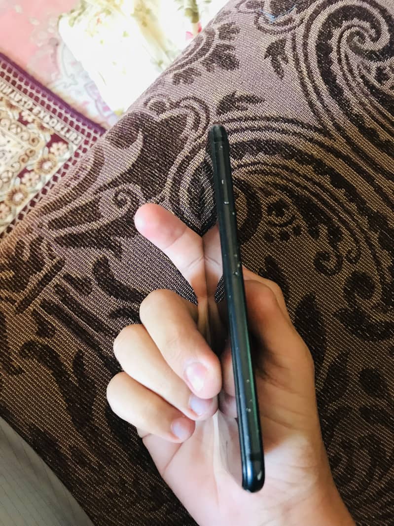 Apple iPhone 7 4