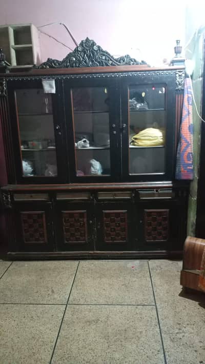 full size sheesham  wood ka showcase urgent for sale
