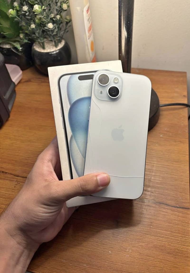 Apple iPhone 15 0
