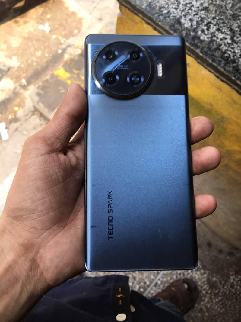 Tecno Spark 20 Pro Plus 2