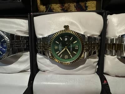 Box Pack watches.