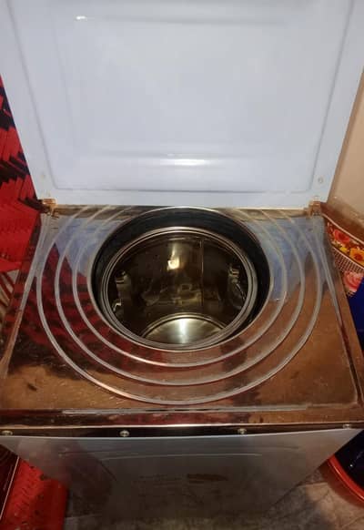 Golden Dryer Machine - 9/10 Condition - Blue Color