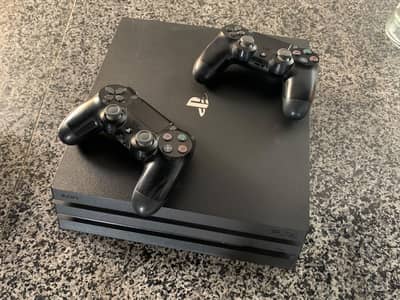 PS4 Pro 1 TB (non-Jailbreak)
