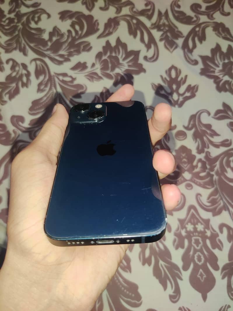 Apple iPhone 13 mini 6