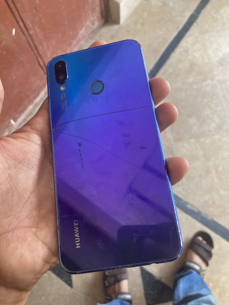 Huawei Nova 3i 0