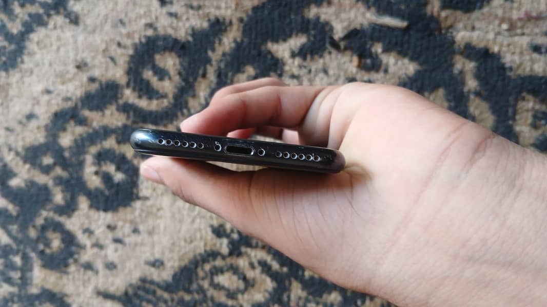 Apple iPhone SE 3