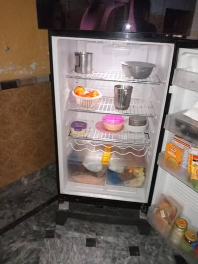 PEL company fridge for sell in Wazirabad within good condition
