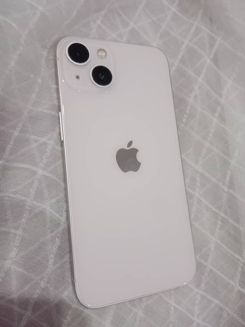 Apple iPhone 13 0