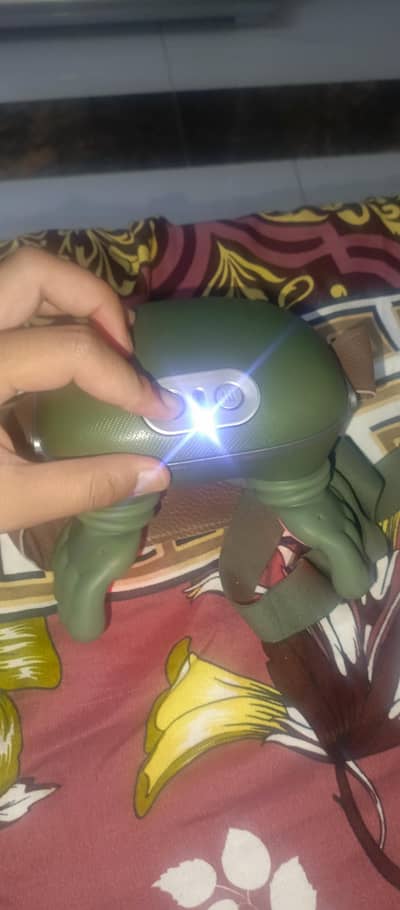 head and shoulder kneading massager