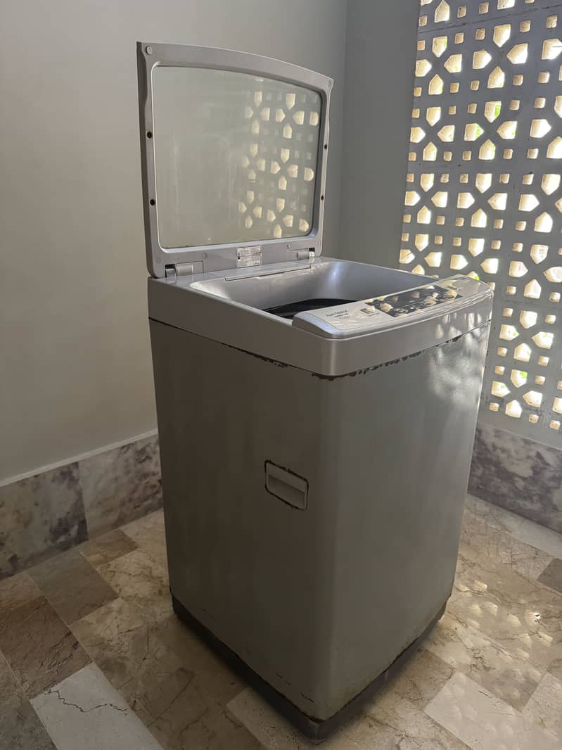 Haier fully Automatic Washing Machine 2