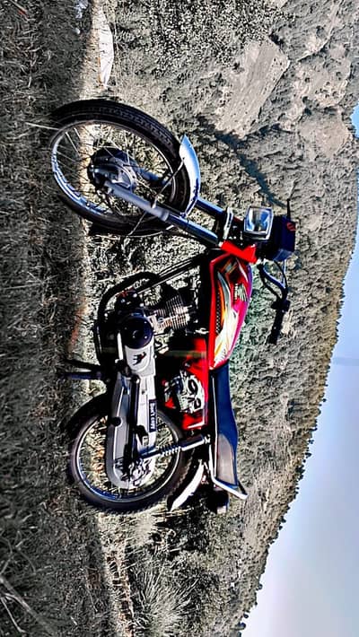 un125