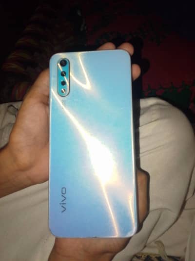 Vivo S1
