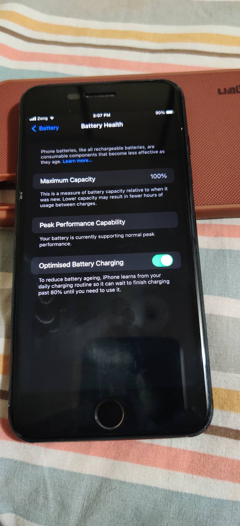 Apple iPhone 7 Plus 2