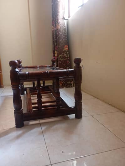 Beautiful Classic Wooden Table – Old Money / Vintage Style