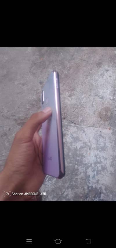 vivo y17 8/256